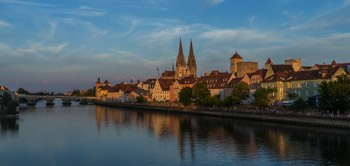  Dom mit Altstadt - Regensburg - Deutschland 